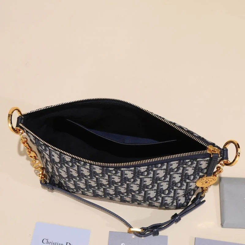 Christian Dior Hobo Bags Breathable 46521