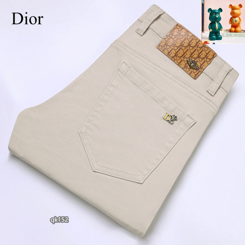 Timeless Christian Dior Jeans 114746