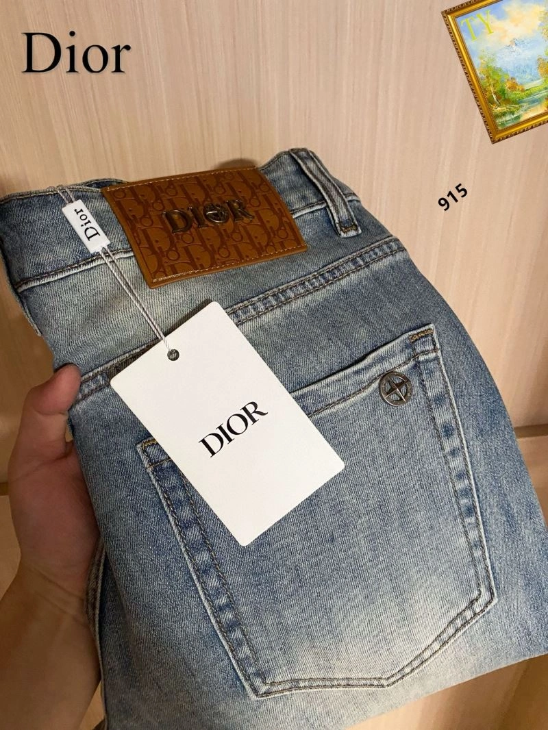 Casual Christian Dior Jeans 114736