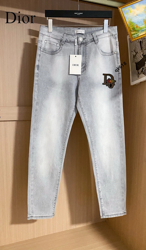Modern Christian Dior Jeans 114718