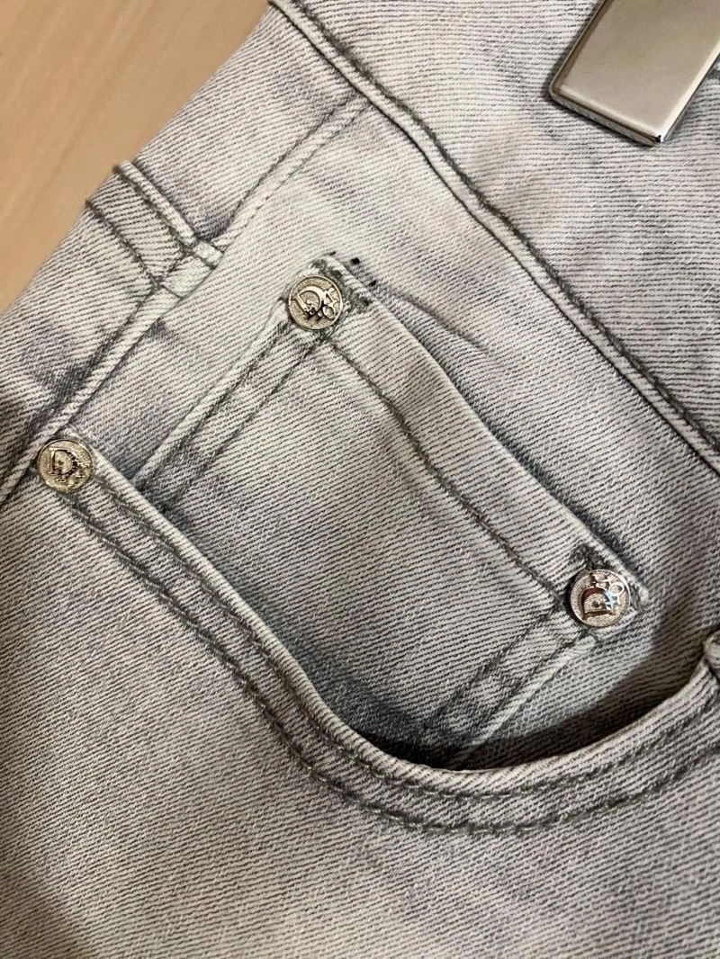 Modern Christian Dior Jeans 114718