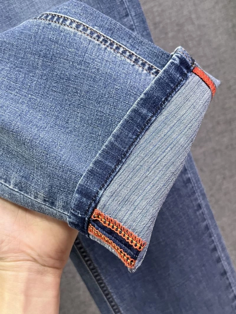 SmoothTexture Christian Dior Jeans 116961