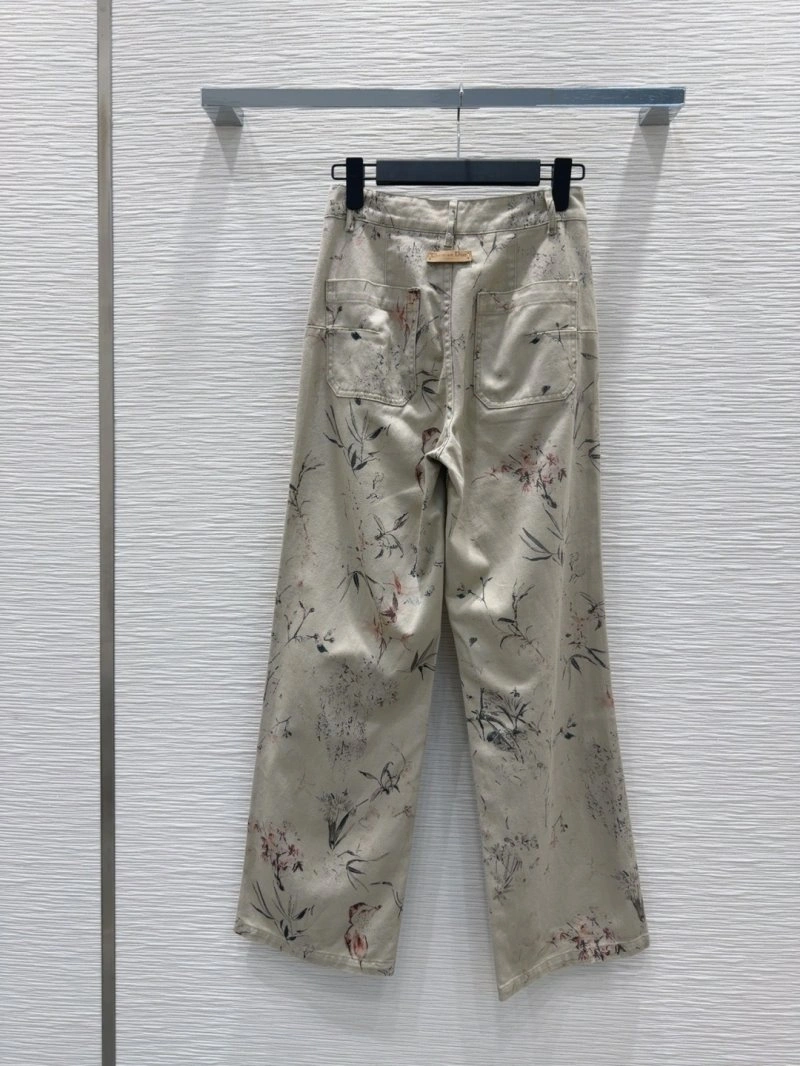 Fashionable Christian Dior Jeans 113059