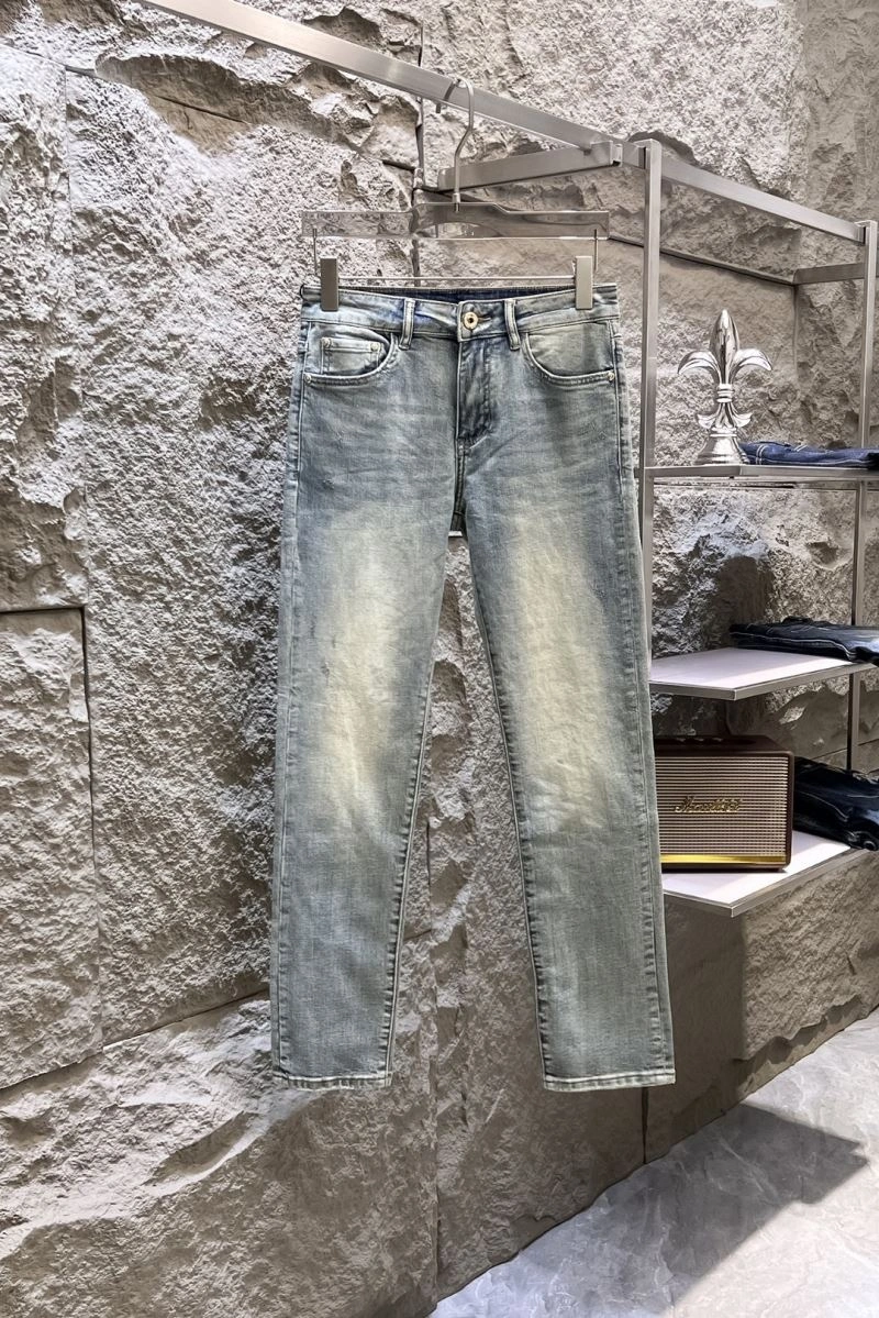 Seasonal Christian Dior Jeans 116713