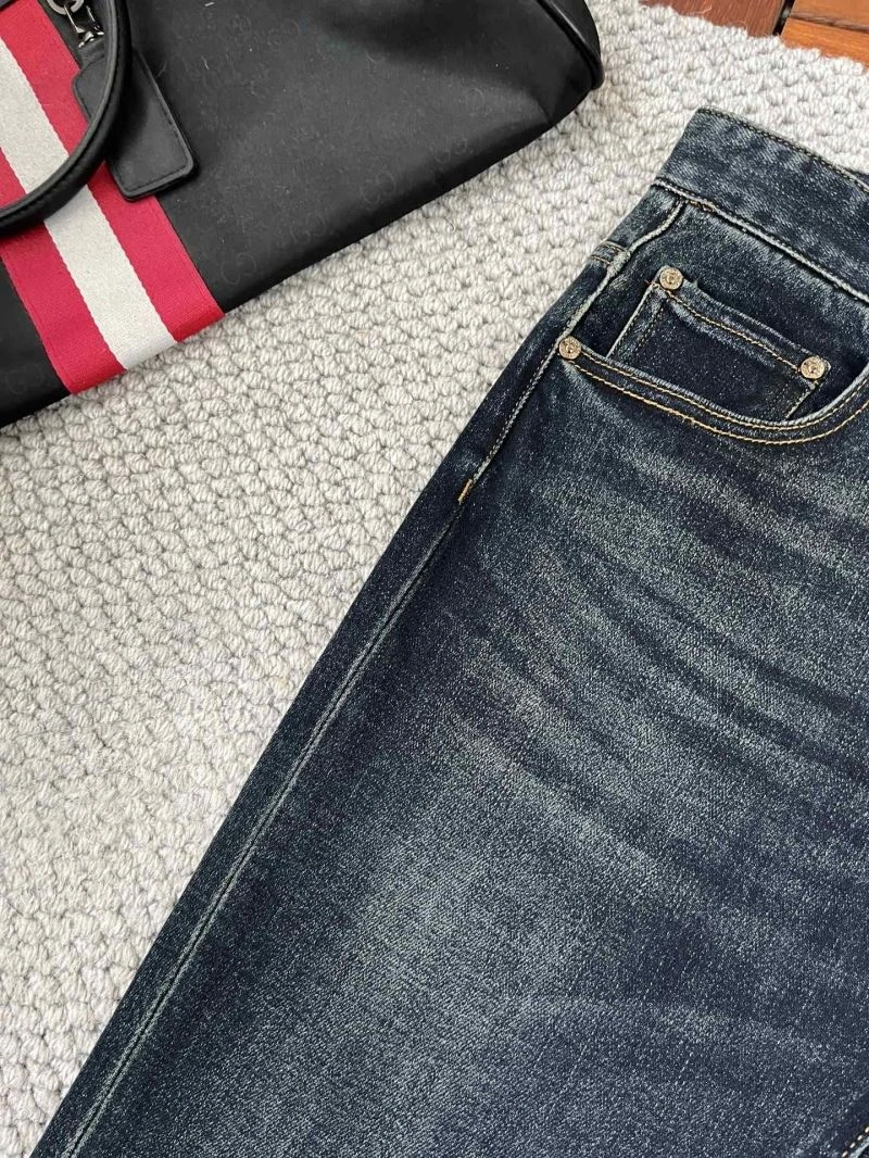 Sleek Christian Dior Jeans 116666