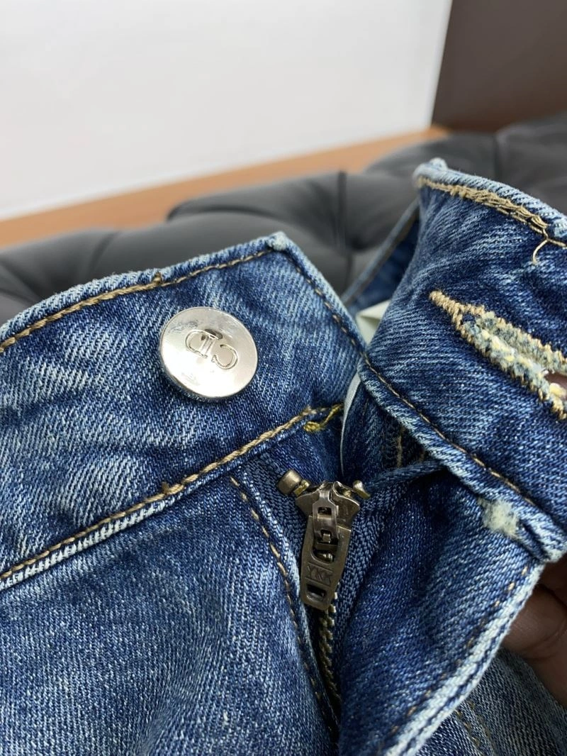 Christian Dior Jeans Sophisticated 116645