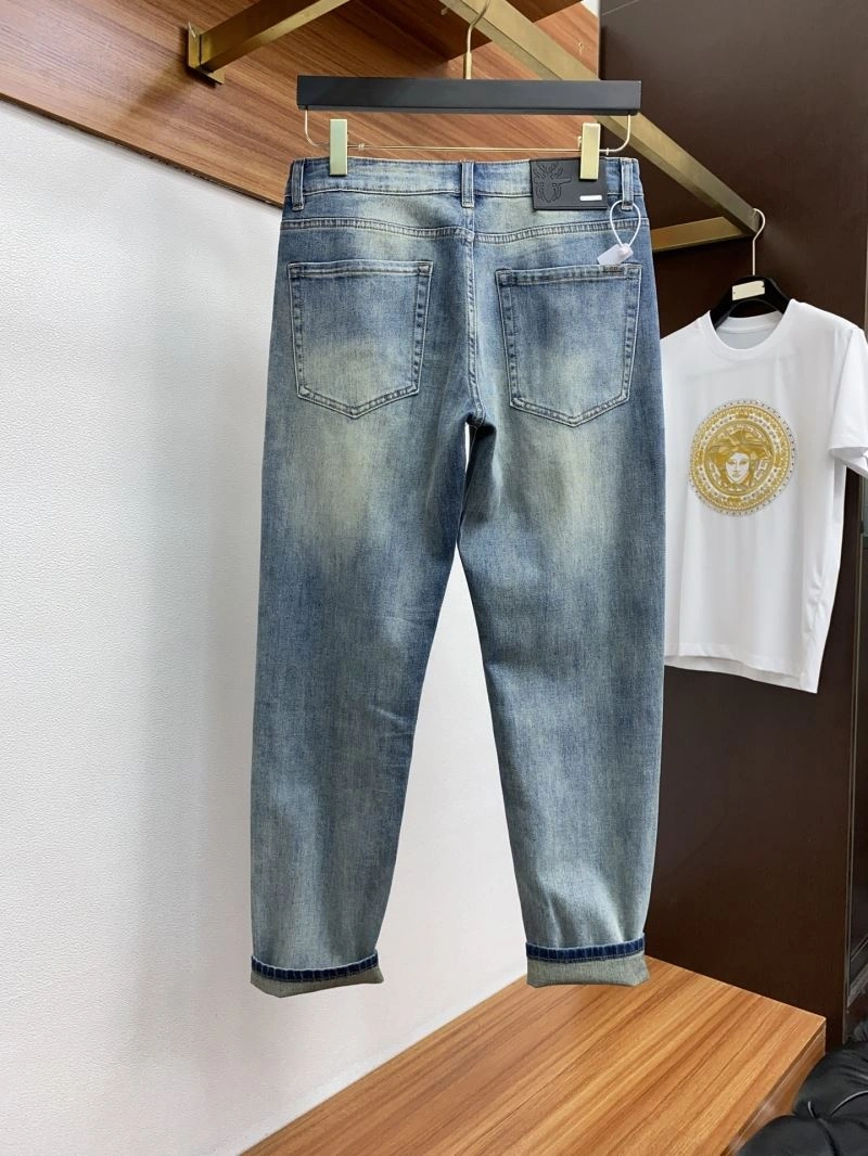 Christian Dior Jeans Sophisticated 116645