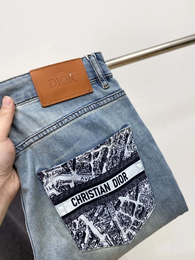 Seasonal Christian Dior Jeans 116628