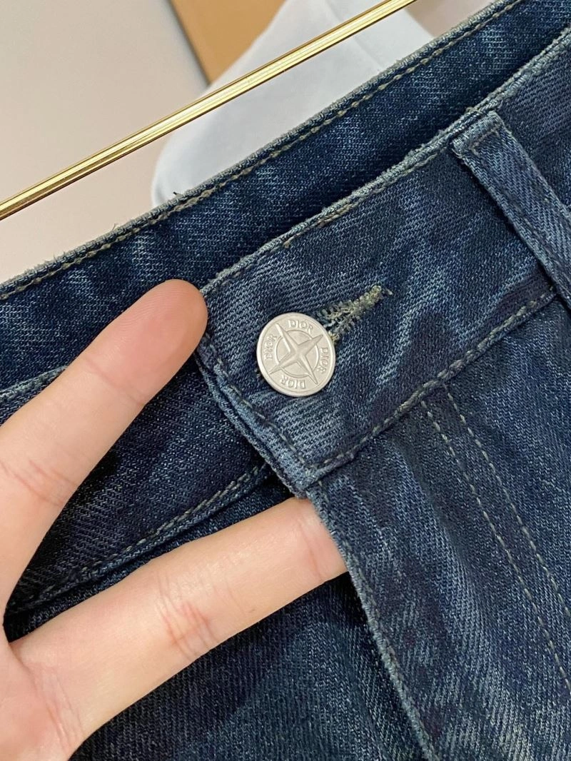 Effortless Christian Dior Jeans 116295