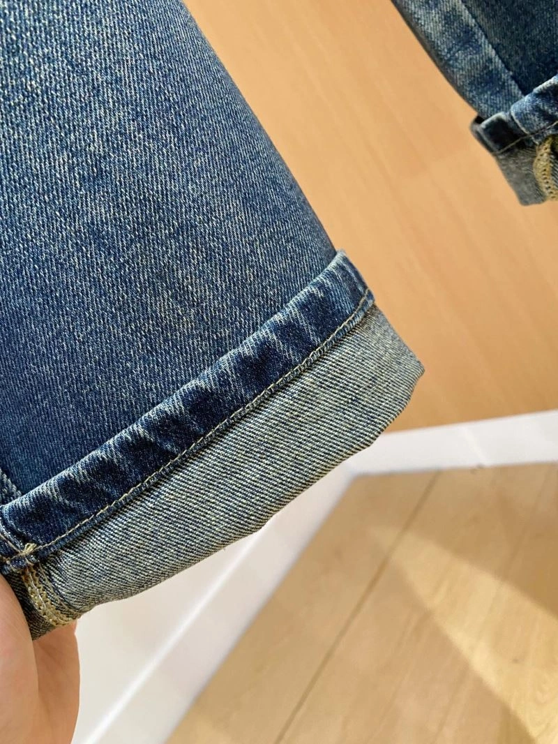 Effortless Christian Dior Jeans 116295
