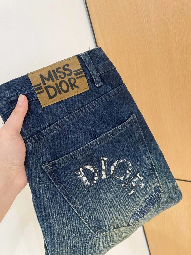 Effortless Christian Dior Jeans 116295
