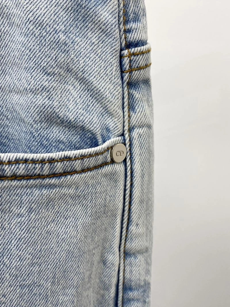 UrbanChic Christian Dior Jeans 116276