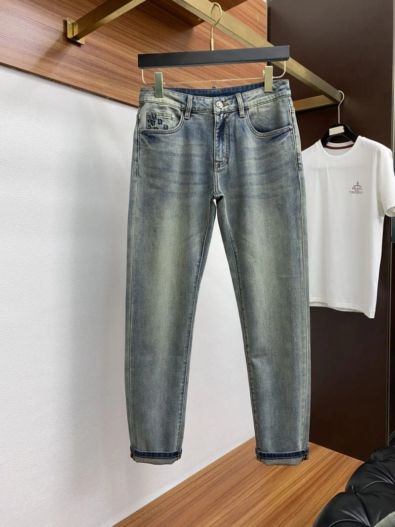 UrbanChic Christian Dior Jeans 116240