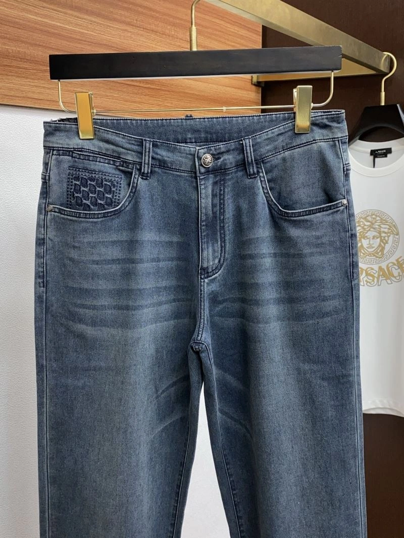 Vibrant Christian Dior Jeans 116259