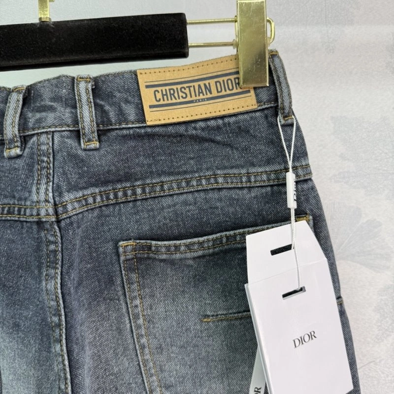 Elegant Christian Dior Jeans 113815