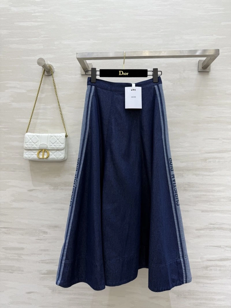 Timeless Christian Dior Jeans 113807