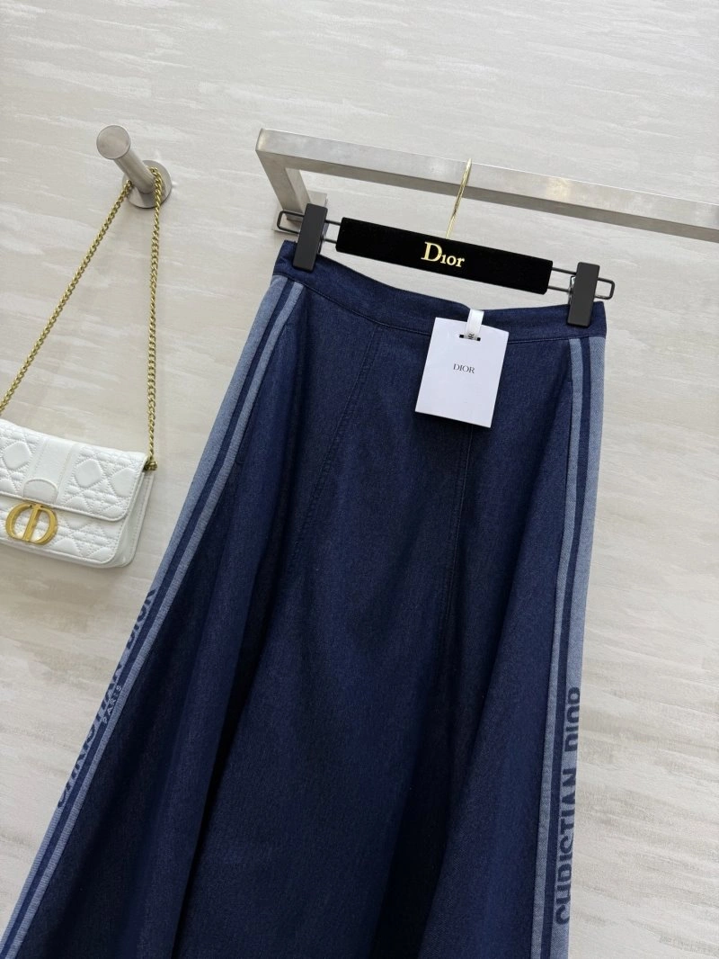 Timeless Christian Dior Jeans 113807
