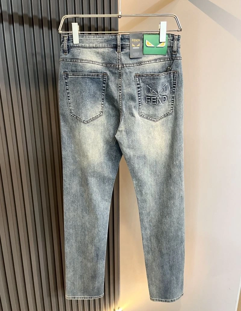 WellDesigned Christian Dior Jeans 115892