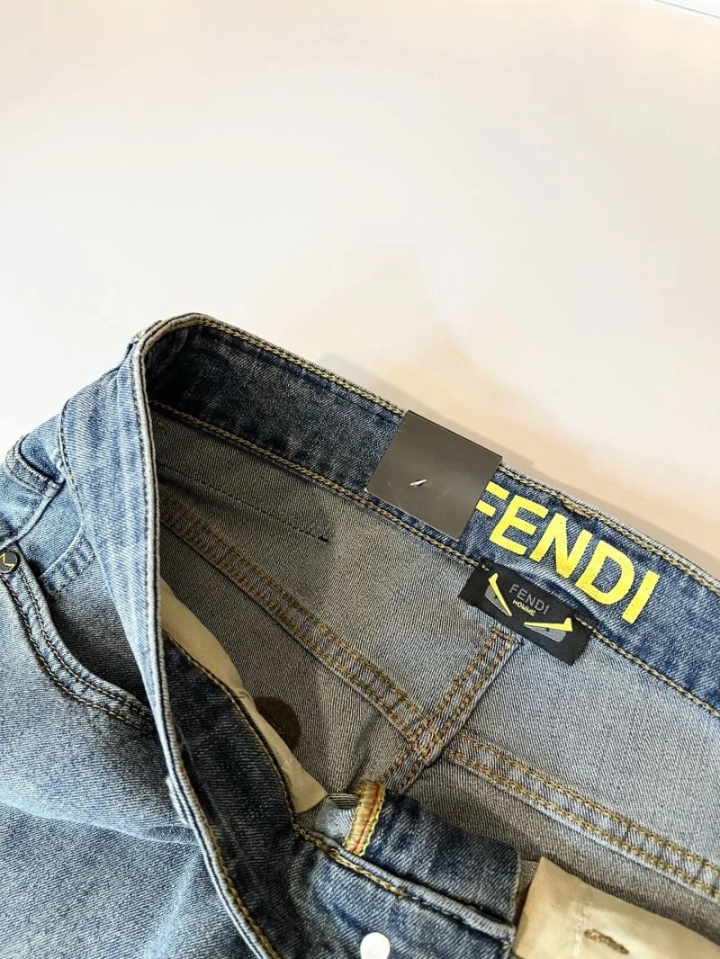 WellDesigned Christian Dior Jeans 115892