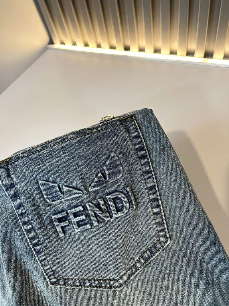 WellDesigned Christian Dior Jeans 115892