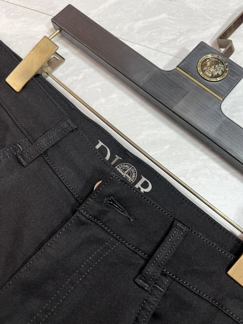 ModernLook Christian Dior Jeans 115887