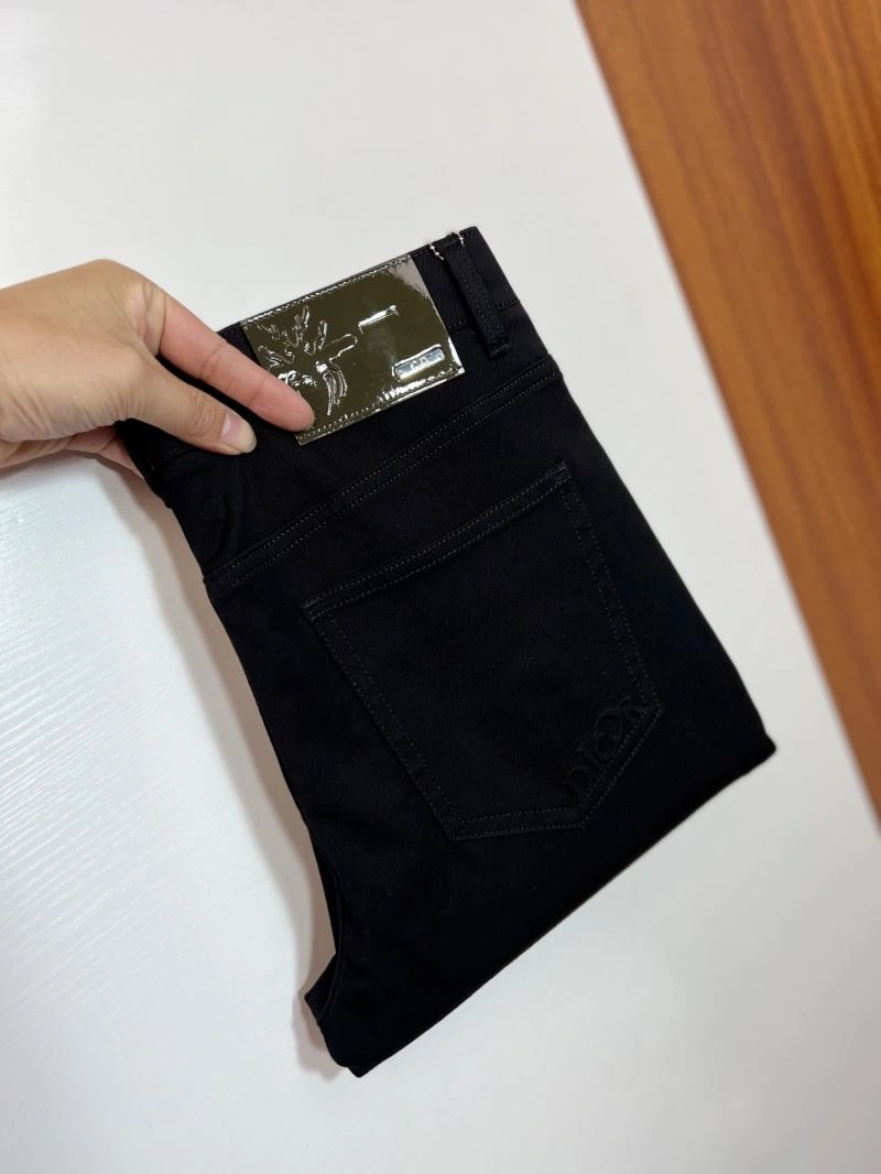 ModernLook Christian Dior Jeans 115887