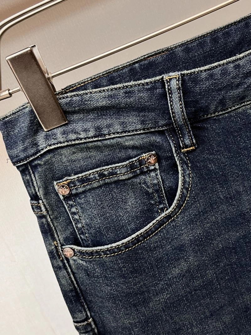 WellDesigned Christian Dior Jeans 115884