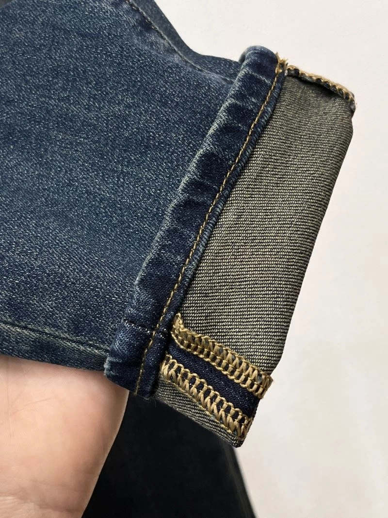WellDesigned Christian Dior Jeans 115884