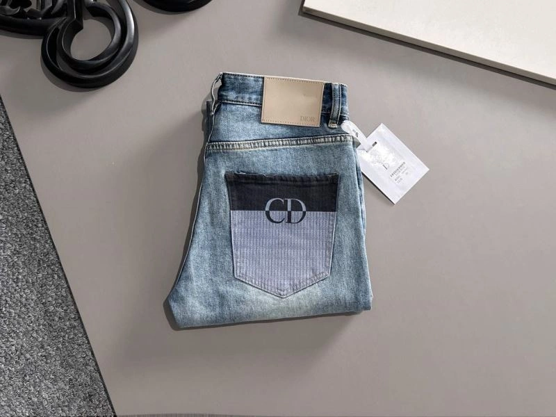 Minimalist Christian Dior Jeans 115481