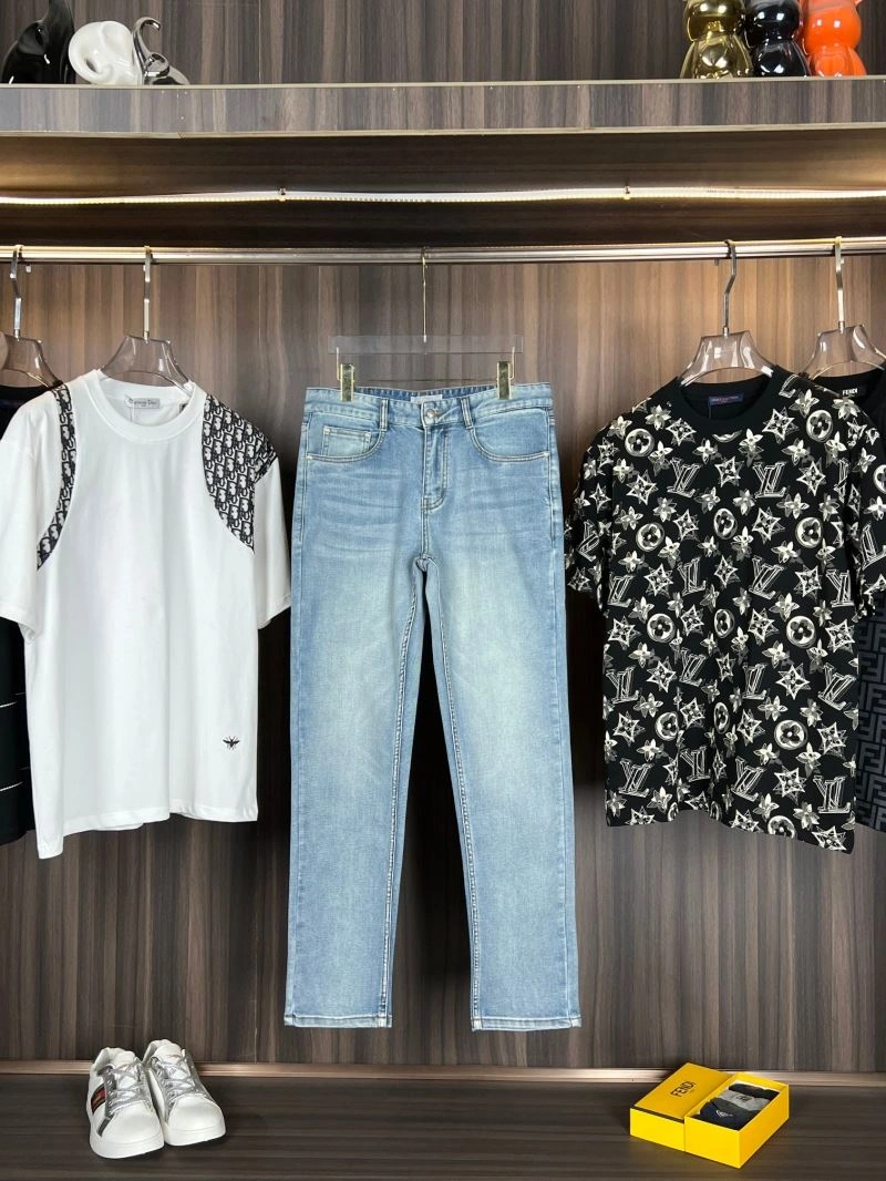 Compact Christian Dior Jeans 115479