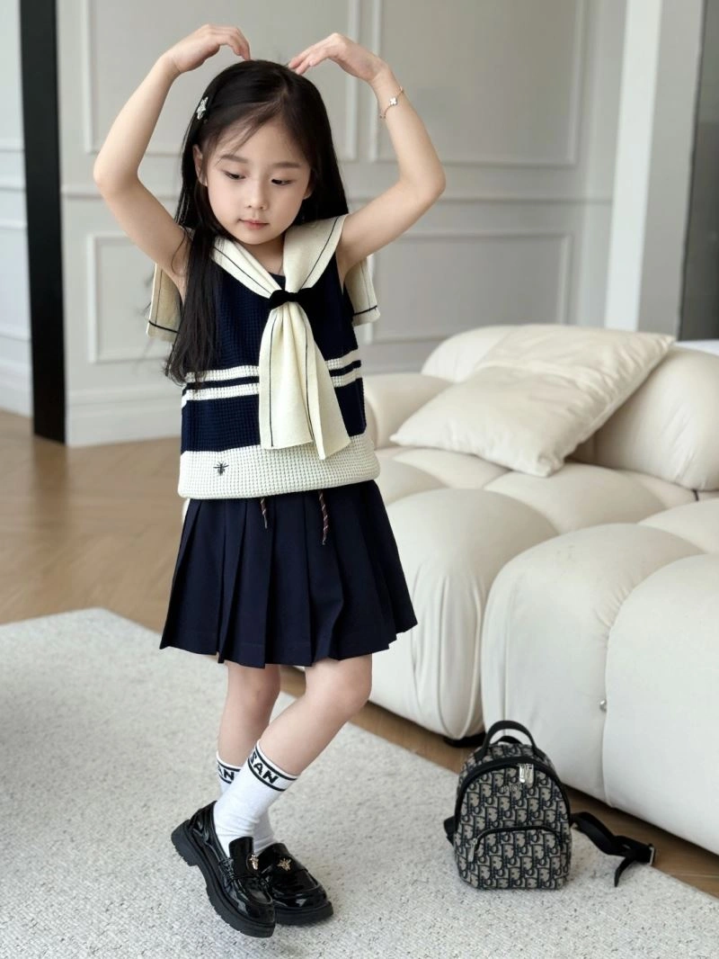 Sophisticated Christian Dior Kids 114858