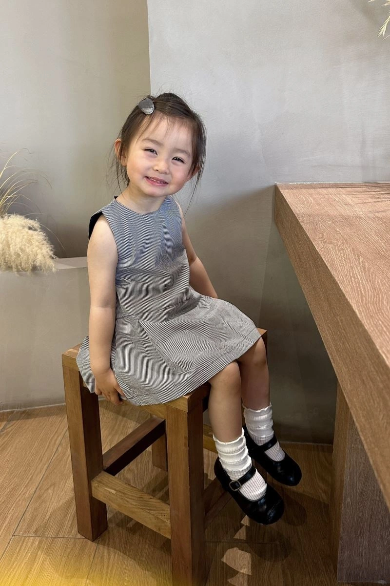 Christian Dior Kids Minimalist 114985