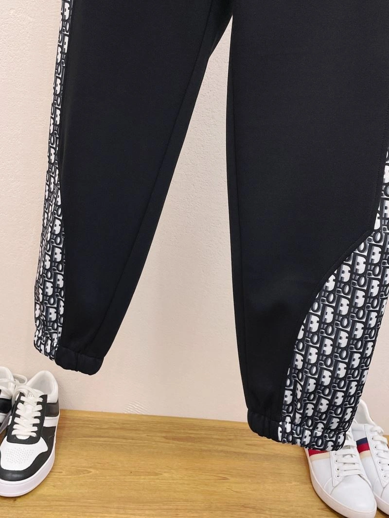 Trendsetting Christian Dior Long Pants 117231