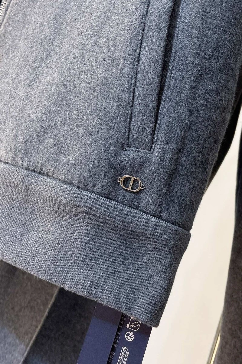 Vibrant Christian Dior Long Suits 117808