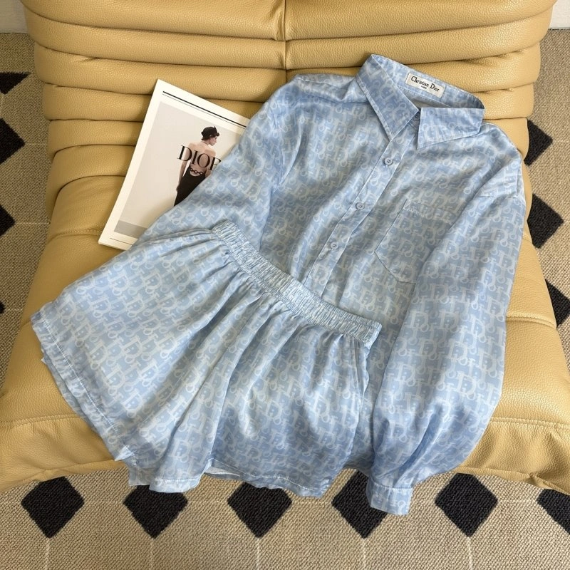 Christian Dior Long Suits WrinkleFree 112995