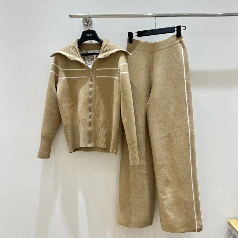 Cozy Christian Dior Long Suits 112987
