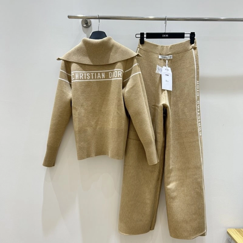 Cozy Christian Dior Long Suits 112987