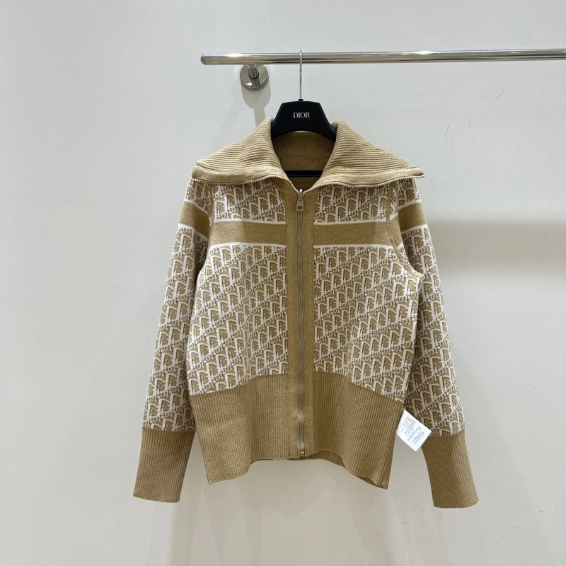 Cozy Christian Dior Long Suits 112987