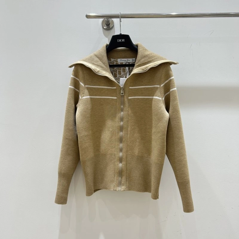 Cozy Christian Dior Long Suits 112987