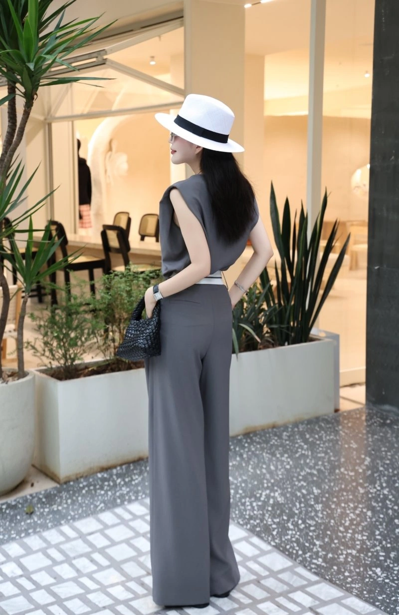 Breathable Christian Dior Long Suits 112961