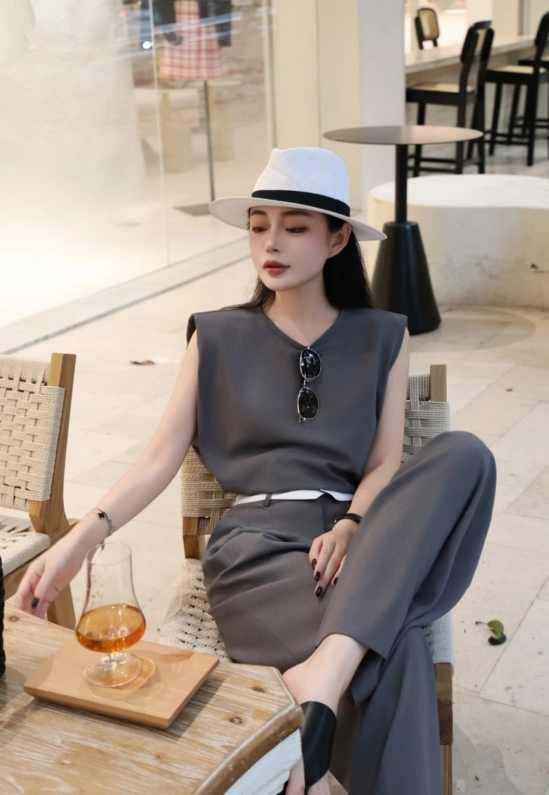 Breathable Christian Dior Long Suits 112961