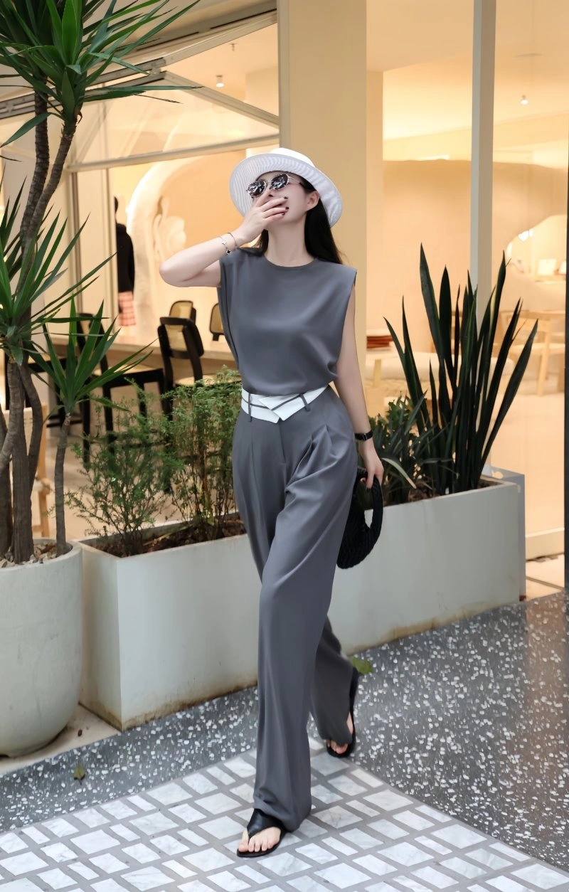 Breathable Christian Dior Long Suits 112961