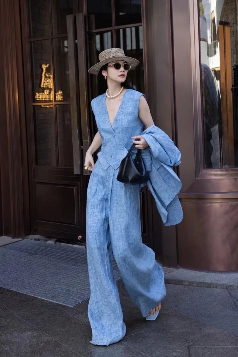 WellDesigned Christian Dior Long Suits 112958