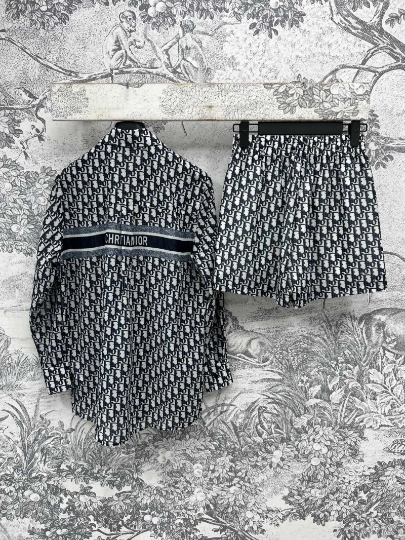Comfortable Christian Dior Long Suits 112211