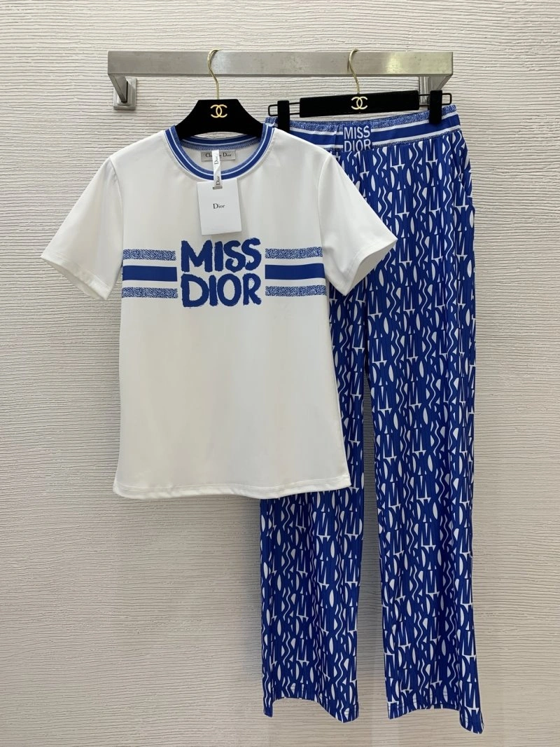 Christian Dior Long Suits Sophisticated 112190