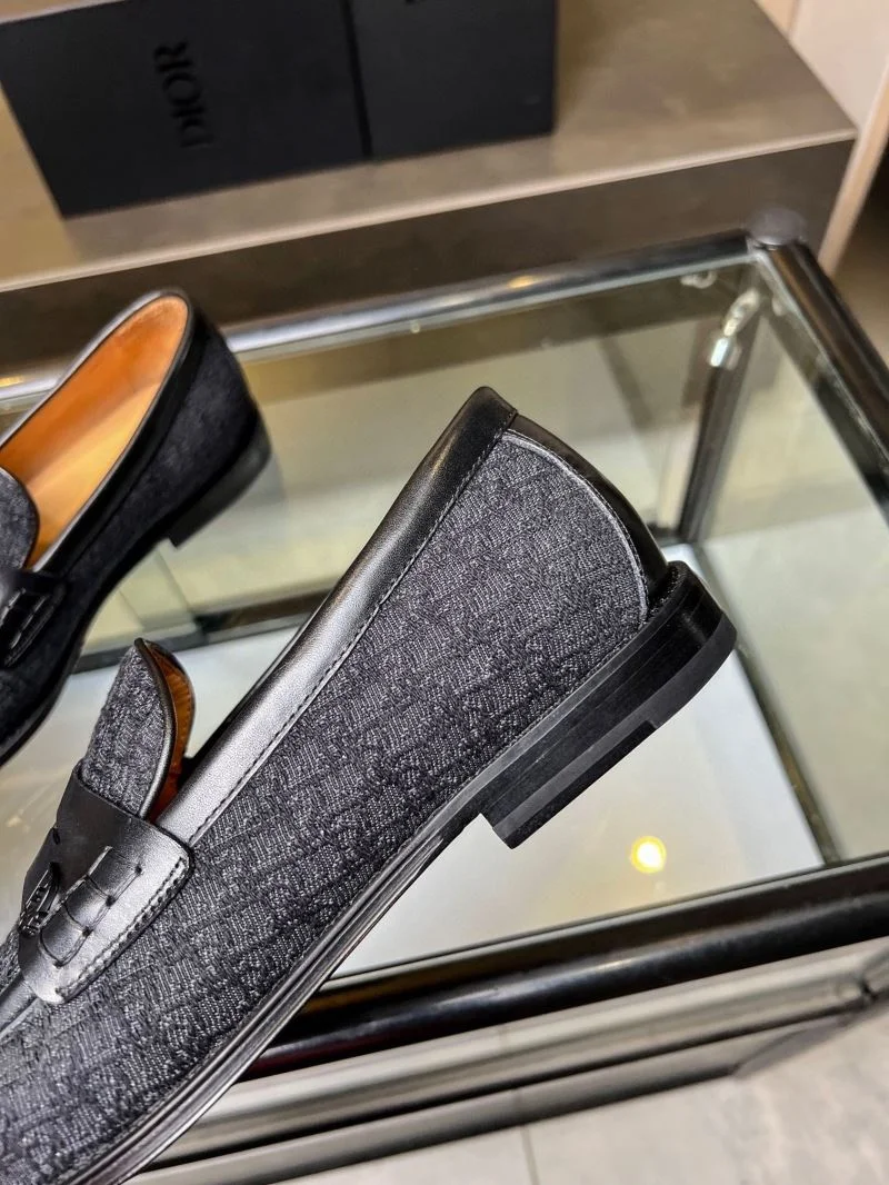 Refined Christian Dior Low Shoes 20715
