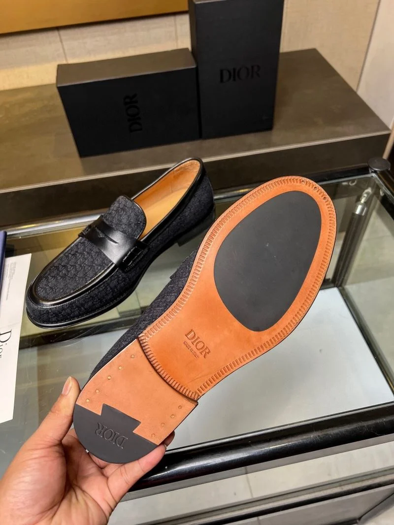 Refined Christian Dior Low Shoes 20715