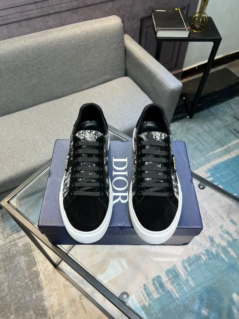 Effortless Christian Dior Low Shoes 20707