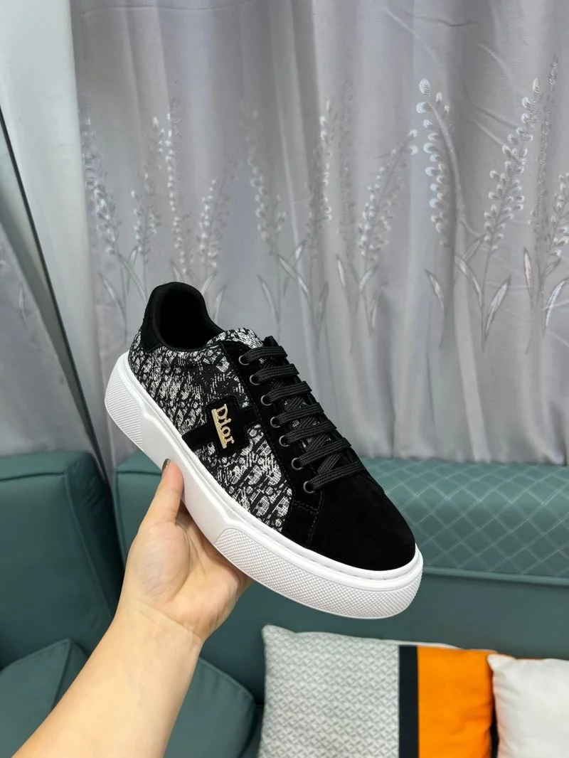 Effortless Christian Dior Low Shoes 20707
