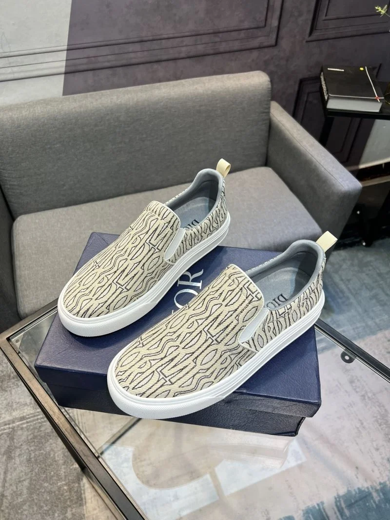 Snug Christian Dior Low Shoes 20700